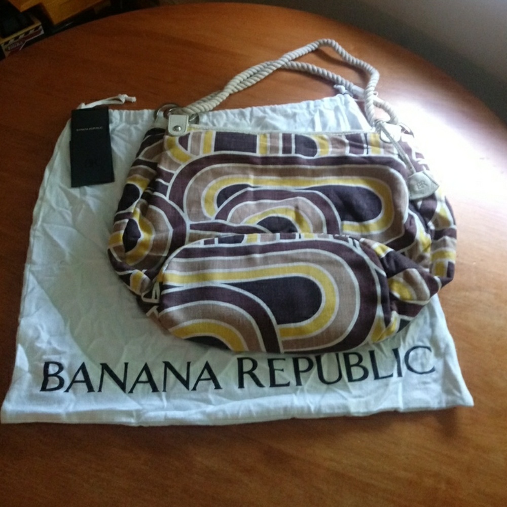 BANANA REPUBLIC HANDBAG